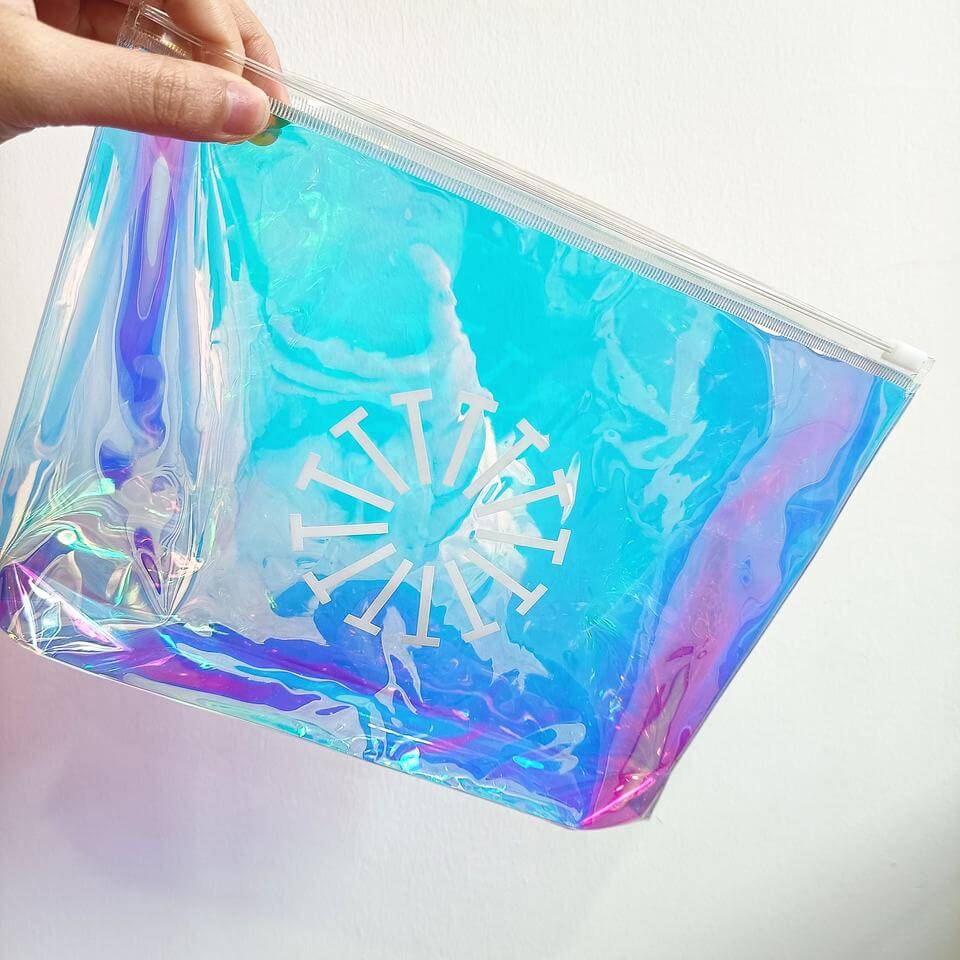 Custom PVC Holographic travel zipper bag Fashion Korean Cosmetics toiletry Clothing clear Zip lock Packing plastic pouch Bag